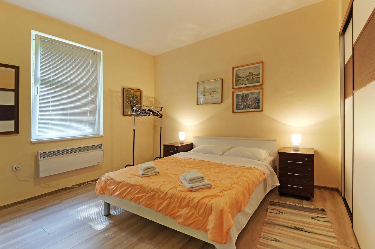 Apartment Paradise Sunny Home Belgrad Exterior foto